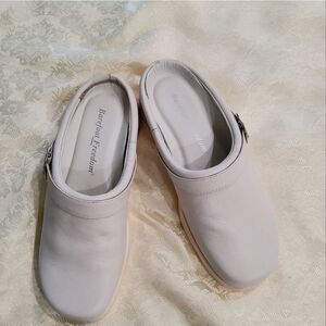 Barefoot Freedom Women's Emma Clog Shoes Size 7,5